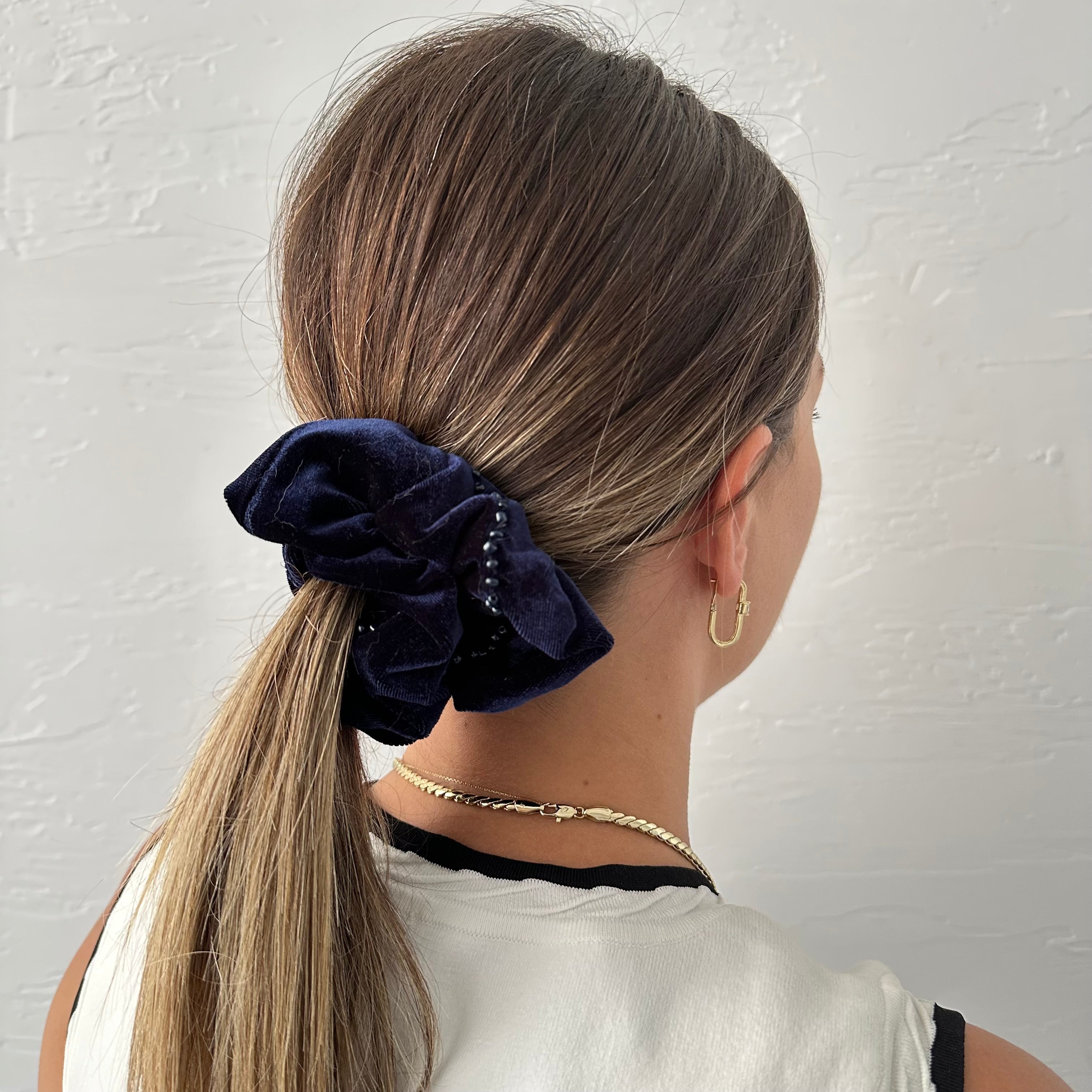 Lacivert Boncuklu Lastik Toka