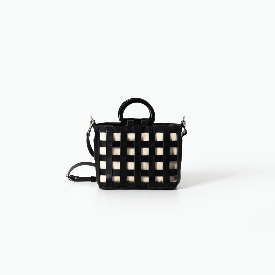 Siyah Deri Sepet Çanta